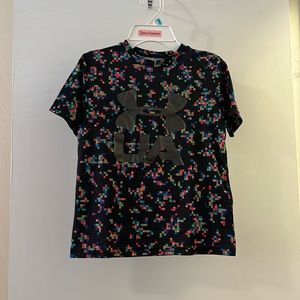 Boys Under Armour Heat Gear short sleeve shirt size YSM